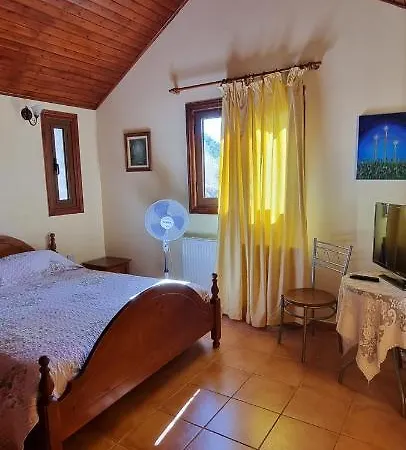 Petit Chalet Platres